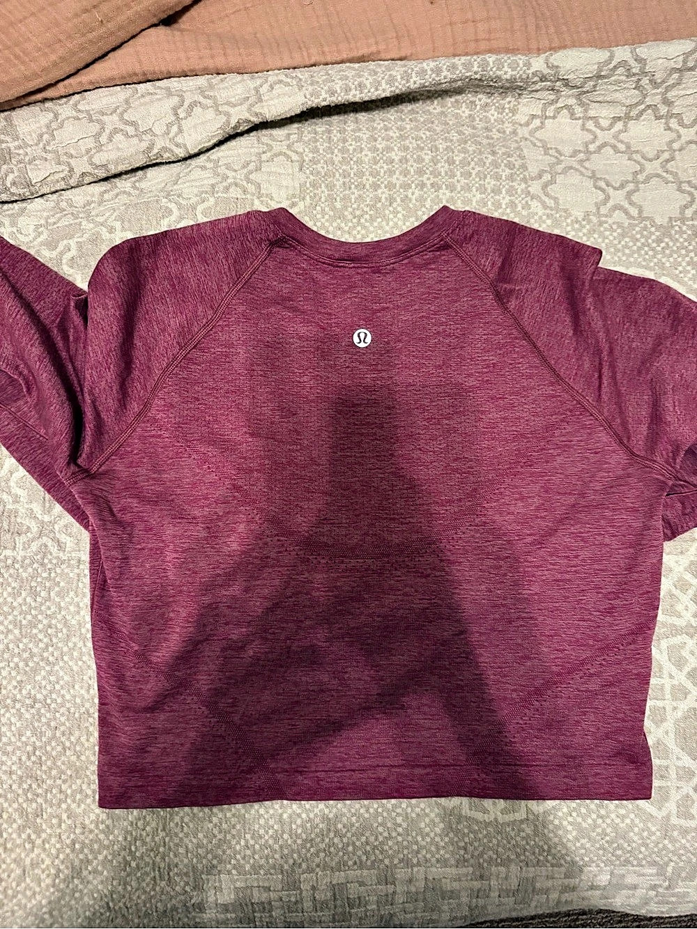 lululemon long Sleeve Athletic cropped Top in Pink m